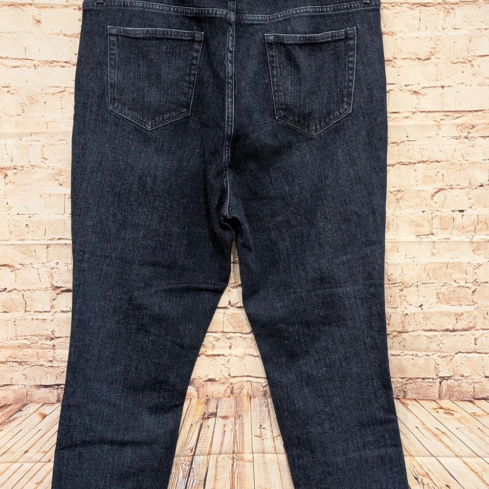 🎉 SALE 🎉 NWT Vineyard Vines Straight High Rise Crop Women's Dark Blue Jeans - Picture 13 of 15